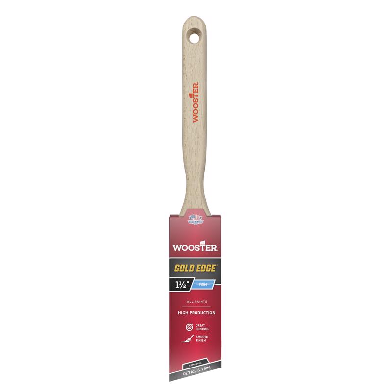 Wooster Gold Edge 1-1/2 in. Firm Semi-Oval Angle Paint Brush